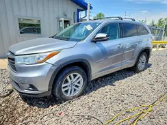 5TDBKRFH2GS323493 2016 TOYOTA HIGHLANDER