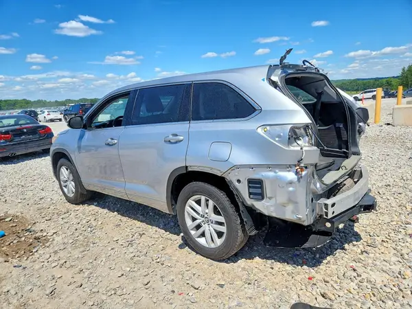 5TDBKRFH2GS324434 2016 TOYOTA HIGHLANDER - Image 2
