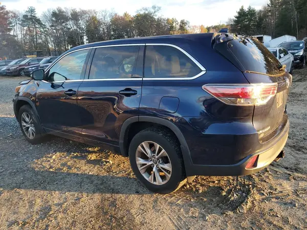 5TDBKRFH2GS346305 2016 TOYOTA HIGHLANDER - Image 2