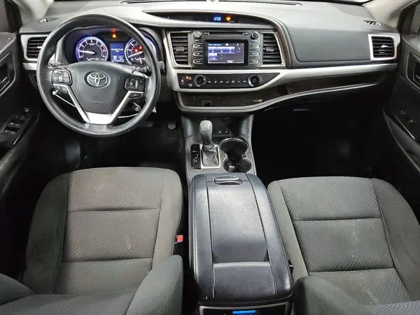 5TDBKRFH2GS347552 2016 TOYOTA HIGHLANDER - Image 8