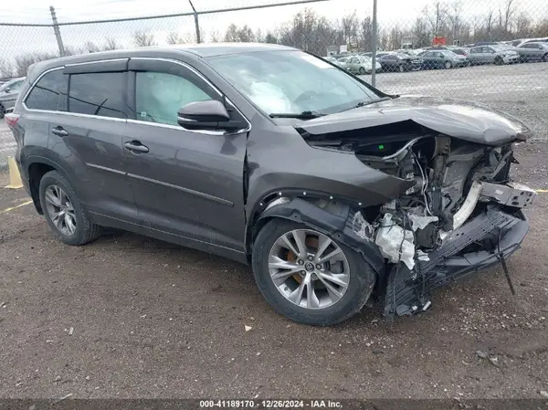 5TDBKRFH2GS352654 2016 TOYOTA HIGHLANDER - Image 1