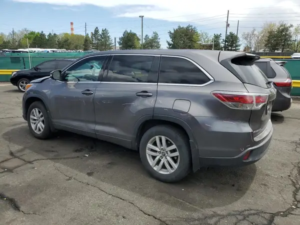 5TDBKRFH2GS355585 2016 TOYOTA HIGHLANDER - Image 2