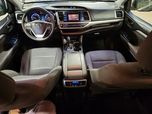 5TDBKRFH3GS228666 2016 TOYOTA HIGHLANDER - Image 8