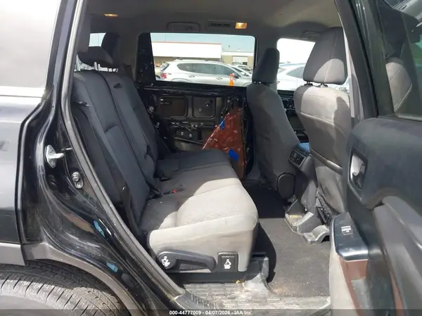 5TDBKRFH3GS259173 2016 TOYOTA HIGHLANDER - Image 8