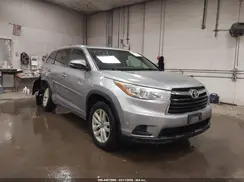 5TDBKRFH3GS299804 2016 TOYOTA HIGHLANDER