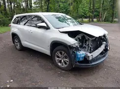 5TDBKRFH3GS306637 2016 TOYOTA HIGHLANDER