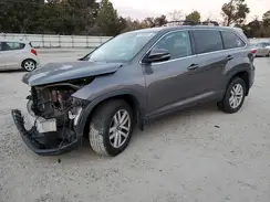 5TDBKRFH3GS310011 2016 TOYOTA HIGHLANDER