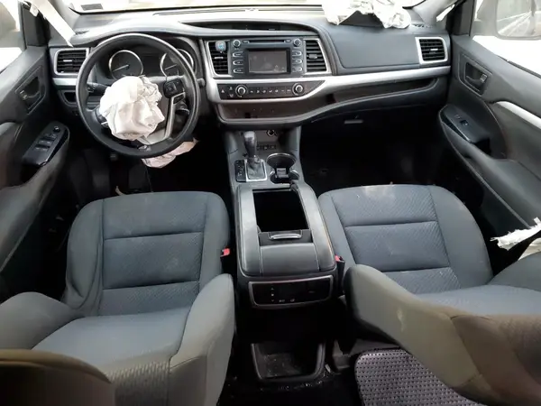 5TDBKRFH3GS310011 2016 TOYOTA HIGHLANDER - Image 8