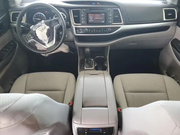 5TDBKRFH3GS331182 2016 TOYOTA HIGHLANDER - Image 8
