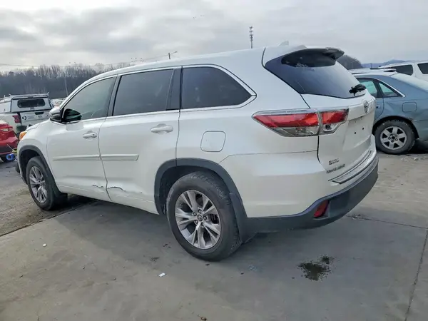 5TDBKRFH3GS346099 2016 TOYOTA HIGHLANDER - Image 2