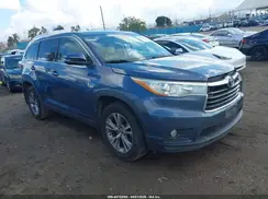 5TDBKRFH3GS350203 2016 TOYOTA HIGHLANDER