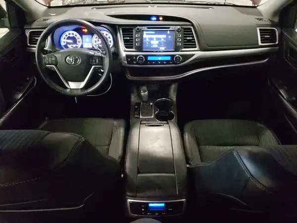 5TDBKRFH4GS225369 2016 TOYOTA HIGHLANDER - Image 8