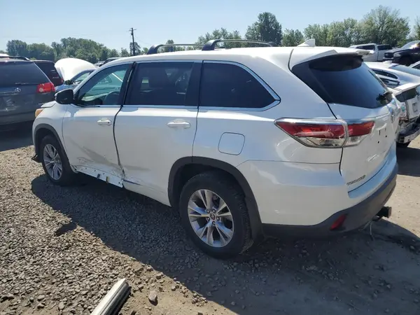 5TDBKRFH4GS243211 2016 TOYOTA HIGHLANDER - Image 2