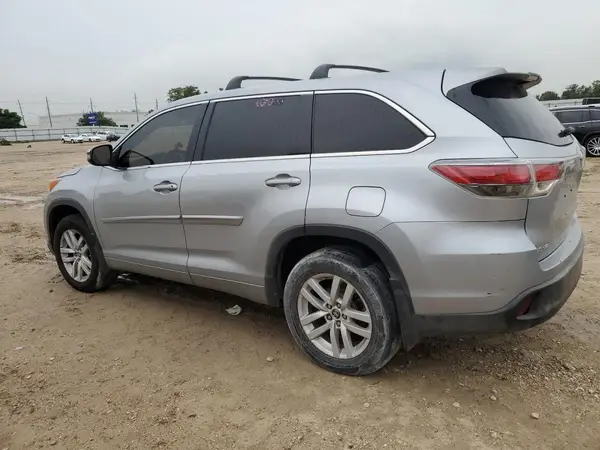 5TDBKRFH4GS244651 2016 TOYOTA HIGHLANDER - Image 2