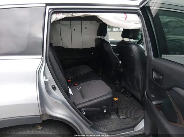5TDBKRFH4GS297883 2016 TOYOTA HIGHLANDER - Image 8