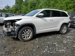 5TDBKRFH4GS300233 2016 TOYOTA HIGHLANDER