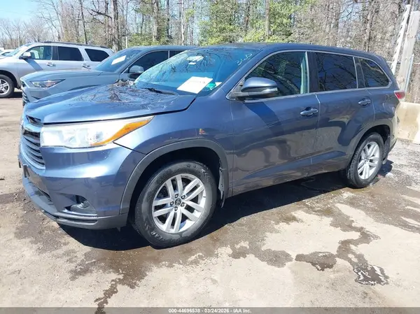 5TDBKRFH4GS304864 2016 TOYOTA HIGHLANDER - Image 2