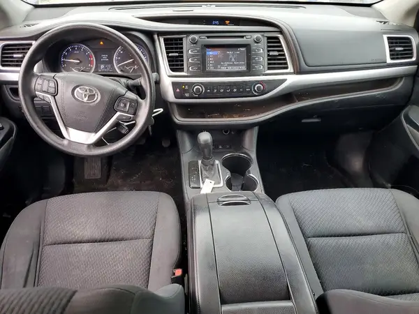 5TDBKRFH4GS311538 2016 TOYOTA HIGHLANDER - Image 8
