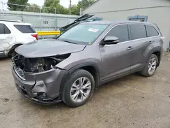 5TDBKRFH4GS323382 2016 TOYOTA HIGHLANDER