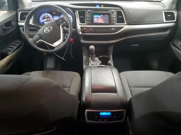5TDBKRFH4GS332115 2016 TOYOTA HIGHLANDER - Image 8