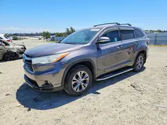 5TDBKRFH5GS227776 2016 TOYOTA HIGHLANDER