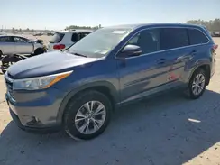 5TDBKRFH5GS245016 2016 TOYOTA HIGHLANDER