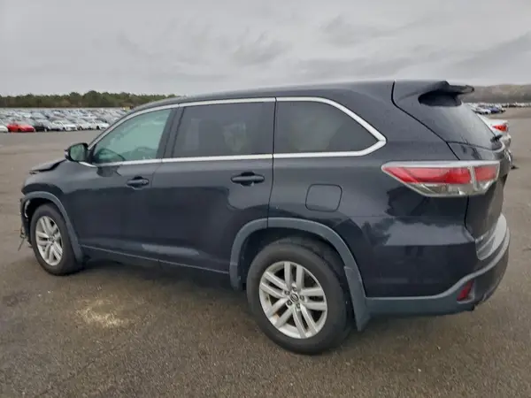 5TDBKRFH5GS279067 2016 TOYOTA HIGHLANDER - Image 2