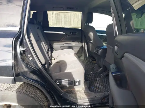 5TDBKRFH5GS295124 2016 TOYOTA HIGHLANDER - Image 8