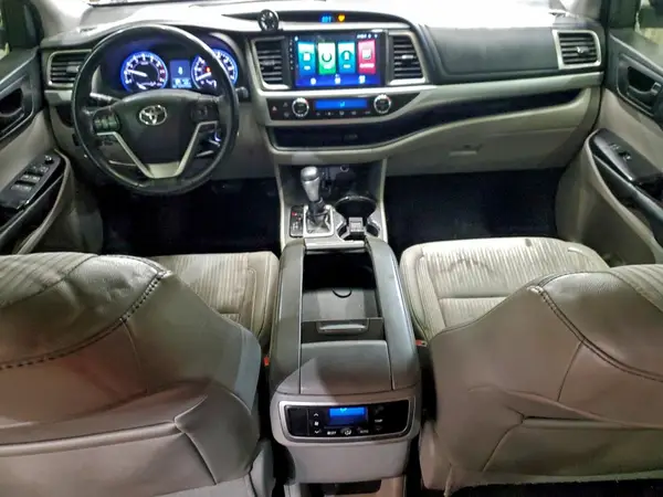 5TDBKRFH5GS302847 2016 TOYOTA HIGHLANDER - Image 8