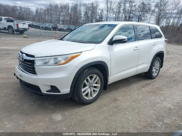 5TDBKRFH5GS307062 2016 TOYOTA HIGHLANDER - Image 2