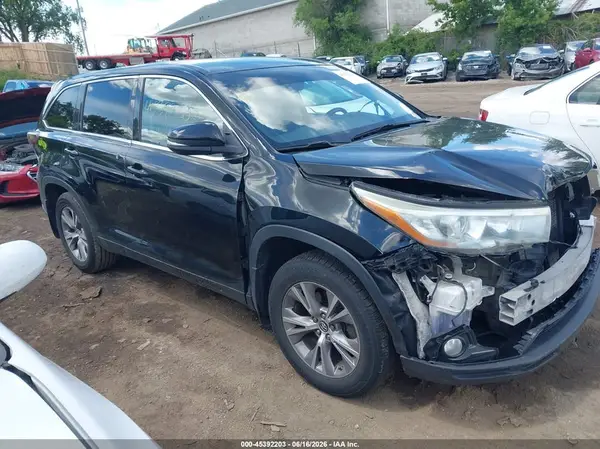5TDBKRFH5GS322550 2016 TOYOTA HIGHLANDER - Image 1