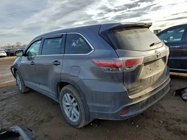 5TDBKRFH5GS334987 2016 TOYOTA HIGHLANDER - Image 2