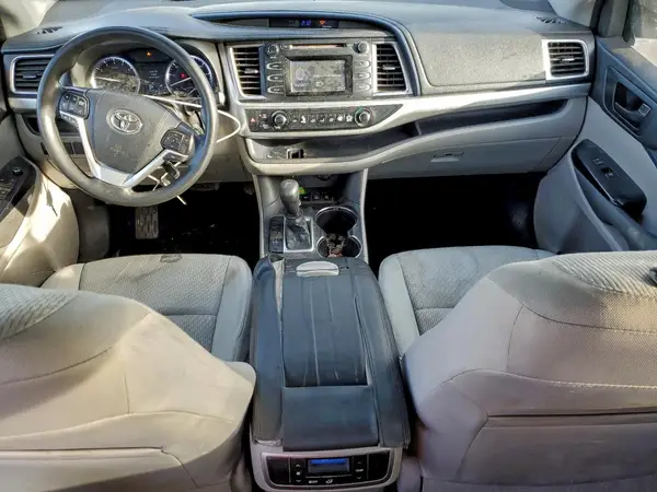 5TDBKRFH5GS334987 2016 TOYOTA HIGHLANDER - Image 8
