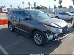 5TDBKRFH5GS348162 2016 TOYOTA HIGHLANDER