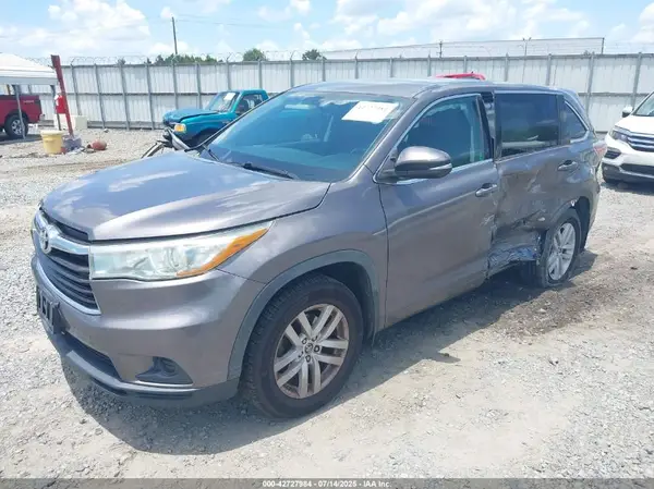 5TDBKRFH6GS235451 2016 TOYOTA HIGHLANDER - Image 2
