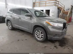 5TDBKRFH6GS260785 2016 TOYOTA HIGHLANDER