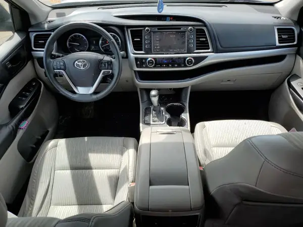 5TDBKRFH6GS278512 2016 TOYOTA HIGHLANDER - Image 8