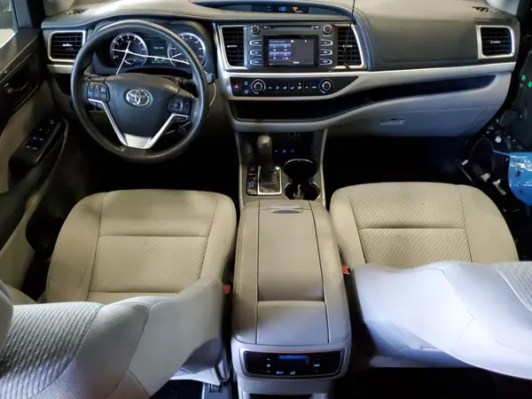 5TDBKRFH6GS306485 2016 TOYOTA HIGHLANDER - Image 8