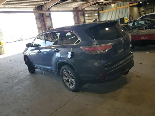 5TDBKRFH6GS316644 2016 TOYOTA HIGHLANDER - Image 2
