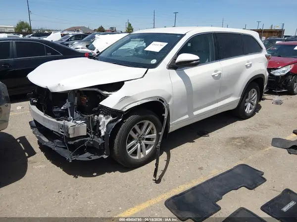 5TDBKRFH6GS345352 2016 TOYOTA HIGHLANDER - Image 2