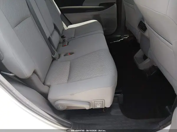 5TDBKRFH6GS345352 2016 TOYOTA HIGHLANDER - Image 8