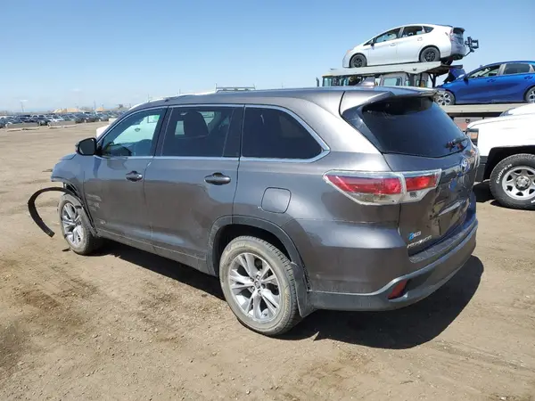 5TDBKRFH6GS353631 2016 TOYOTA HIGHLANDER - Image 2