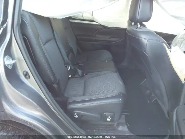 5TDBKRFH6GS356142 2016 TOYOTA HIGHLANDER - Image 8