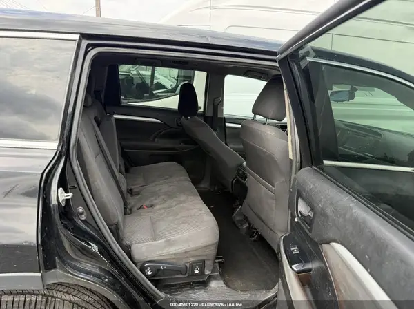 5TDBKRFH7GS264313 2016 TOYOTA HIGHLANDER - Image 8