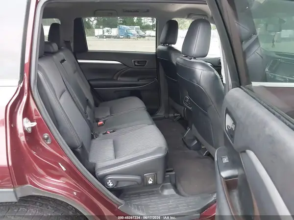 5TDBKRFH7GS264361 2016 TOYOTA HIGHLANDER - Image 8
