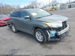 5TDBKRFH7GS269401 2016 TOYOTA HIGHLANDER