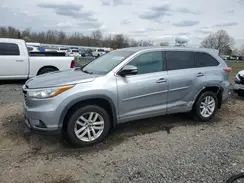5TDBKRFH7GS273013 2016 TOYOTA HIGHLANDER