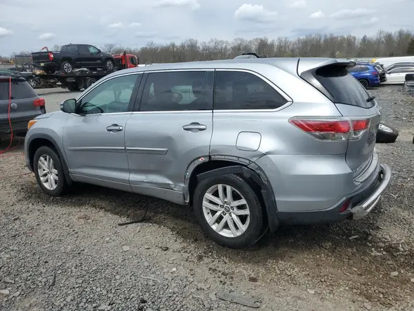 5TDBKRFH7GS273013 2016 TOYOTA HIGHLANDER - Image 2