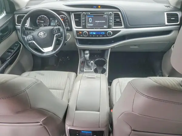 5TDBKRFH7GS285873 2016 TOYOTA HIGHLANDER - Image 8