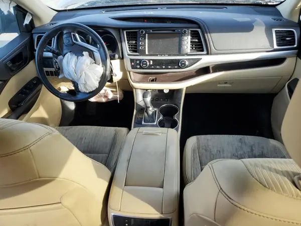 5TDBKRFH7GS324557 2016 TOYOTA HIGHLANDER - Image 8